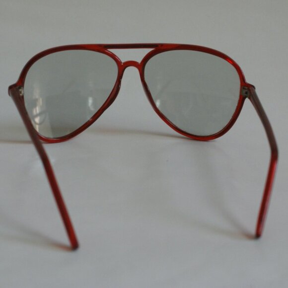 NWOT True Vintage Crystal cranberry red aviator frame w/light tint glass lens - Picture 4 of 6